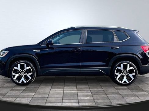 Used 2023 Volkswagen Taos SEL AWD/4WD image 4