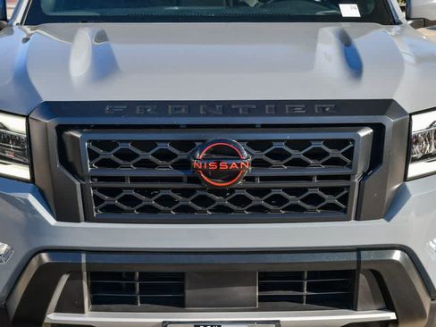 Used 2023 Nissan Frontier Pro-X w/ Tow Package image 5