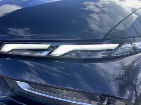 Certified 2025 BMW X7 xDrive40i image 9