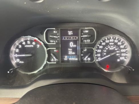 Used 2021 Toyota Tundra Limited w/ TRD Off-Road Package image 17