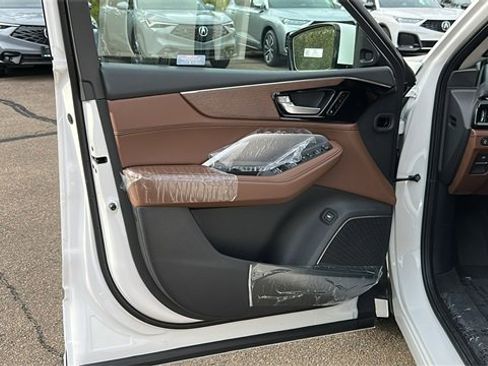New 2026 Acura MDX w/ Advance Package image 9