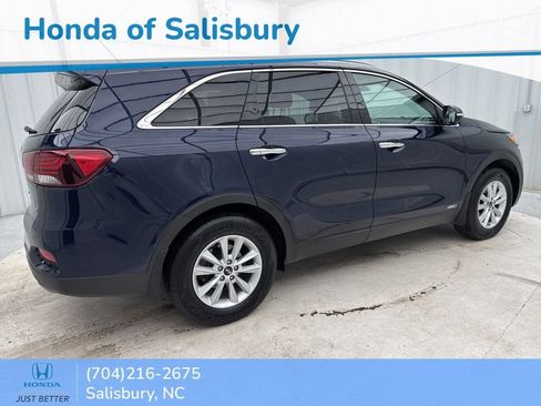 Used 2020 Kia Sorento LX w/ LX I4 Convenience Package image 13