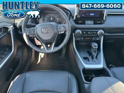 Used 2023 Toyota RAV4 XLE Premium image 12