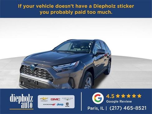 Used 2022 Toyota RAV4 XLE w/ Convenience Package image 1