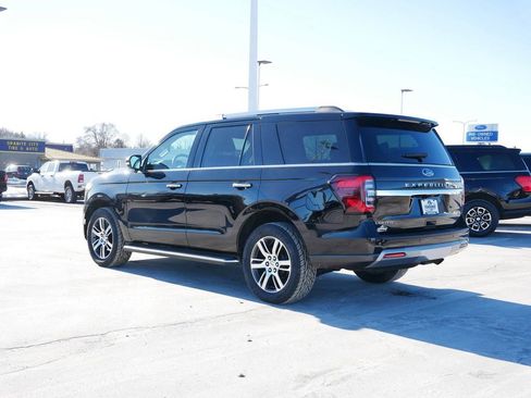 Used 2022 Ford Expedition Limited image 2