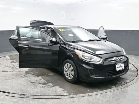 Used 2017 Hyundai Accent SE image 37