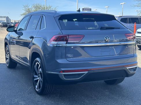 Certified 2023 Volkswagen Atlas Cross Sport SEL image 5