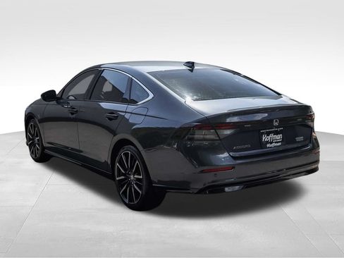 Used 2023 Honda Accord Touring image 12