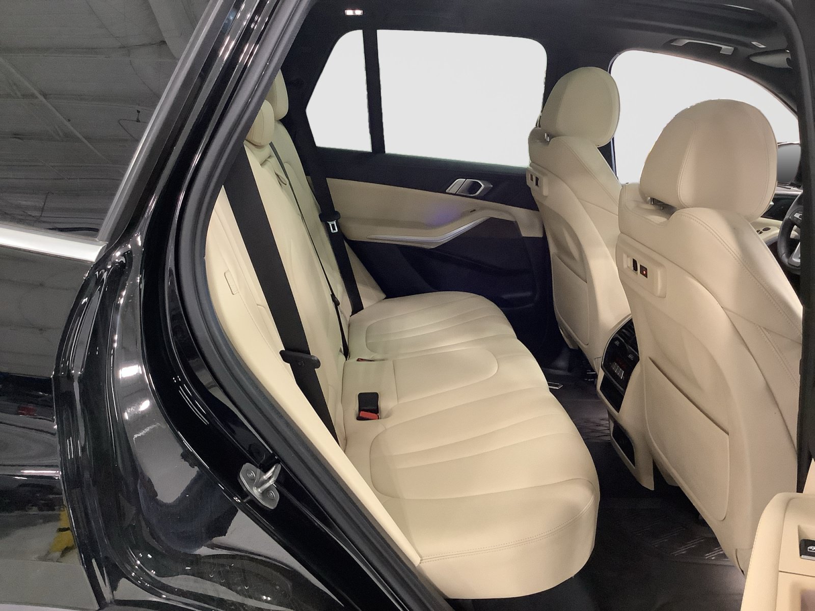 Used 2022 BMW X5 sDrive40i w/ Premium Package RWD image 19