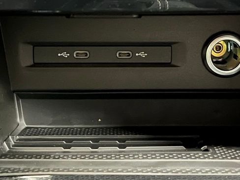 New 2025 Volkswagen Taos SEL image 13