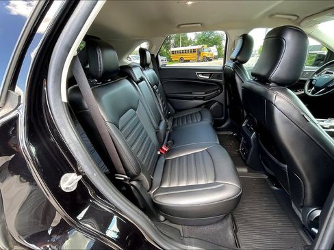 Used 2021 Ford Edge SEL w/ Convenience Package FWD image 24