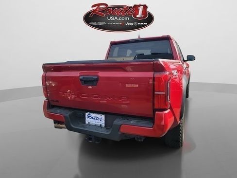 Used 2024 Toyota Tacoma TRD Sport image 7