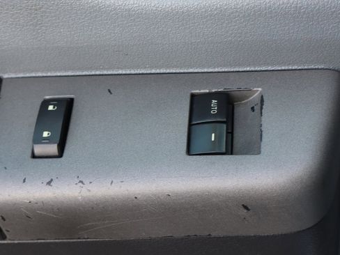 Used 2012 Ford F250 XLT w/ XLT Value Pkg image 16