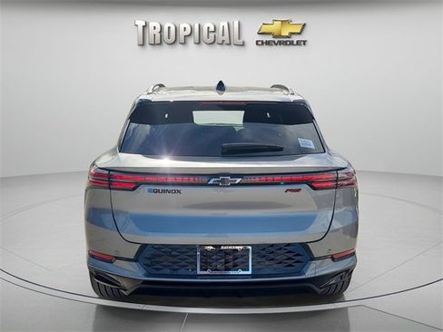 New 2026 Chevrolet Equinox EV RS image 4
