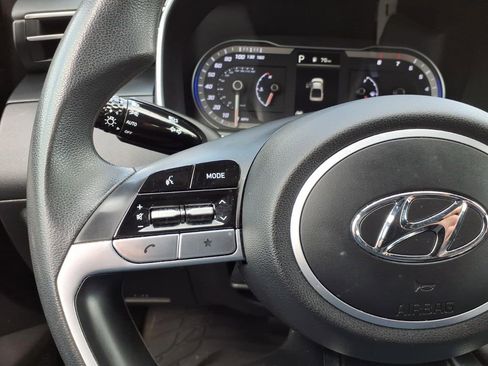 Used 2024 Hyundai Santa Cruz SE FWD image 8