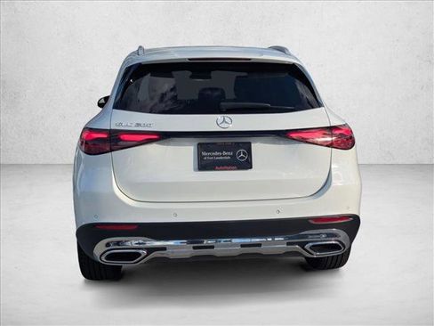 New 2026 Mercedes-Benz GLC 300 image 7