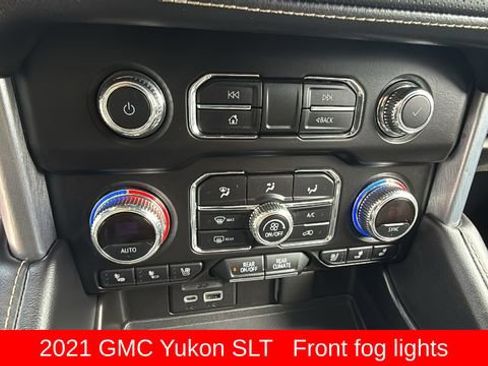 Used 2021 GMC Yukon SLT w/ SLT Premium Package image 14