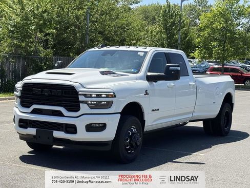 New 2026 RAM 3500 Laramie AWD/4WD image 4