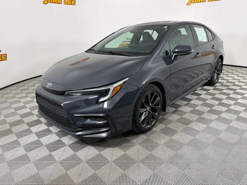 Used 2024 Toyota Corolla SE FWD image 1