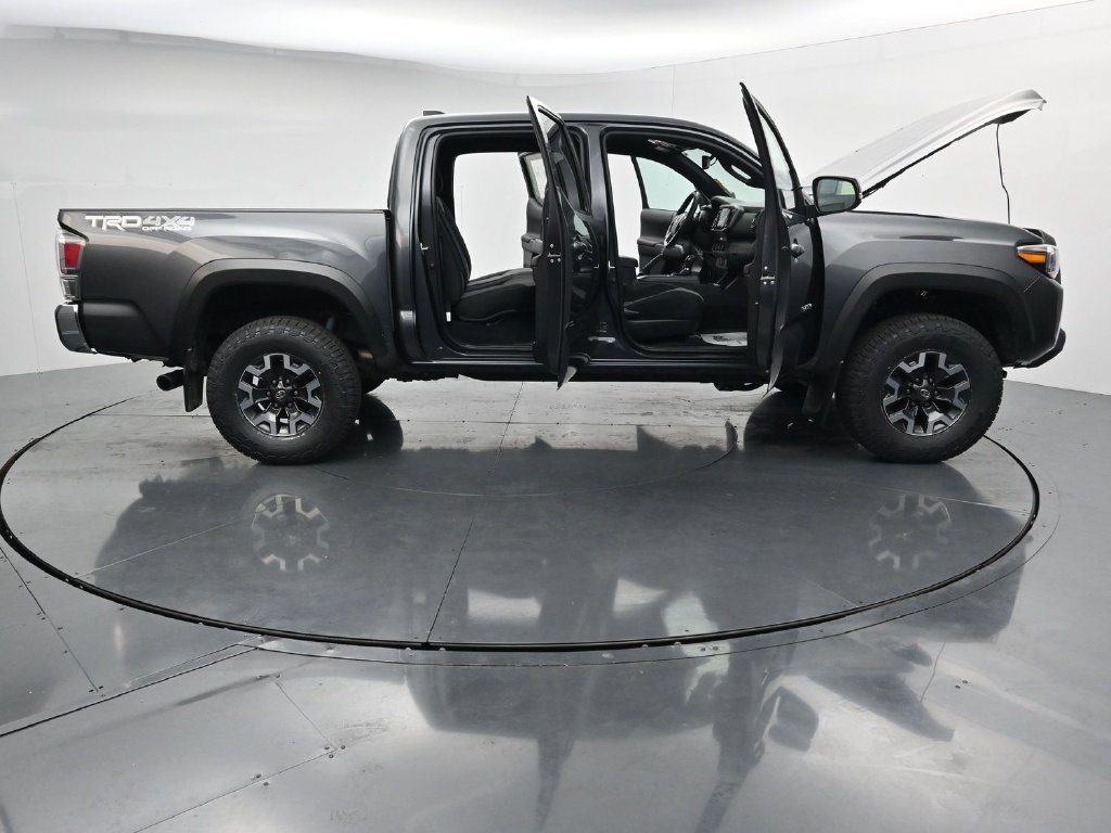 Used 2023 Toyota Tacoma TRD Off-Road AWD/4WD image 41