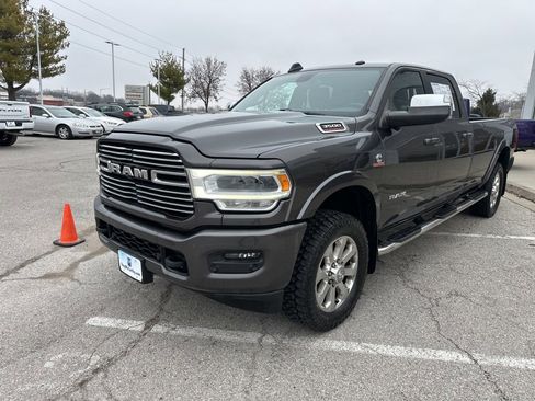 Used 2019 RAM 3500 Laramie image 8