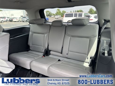Used 2025 Ford Expedition Active AWD/4WD image 23