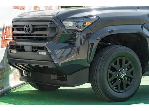 Used 2025 Toyota Tacoma SR5 RWD image 22