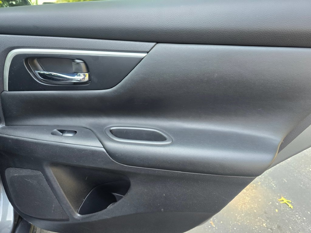 Used 2018 Nissan Altima 2.5 SL FWD image 16
