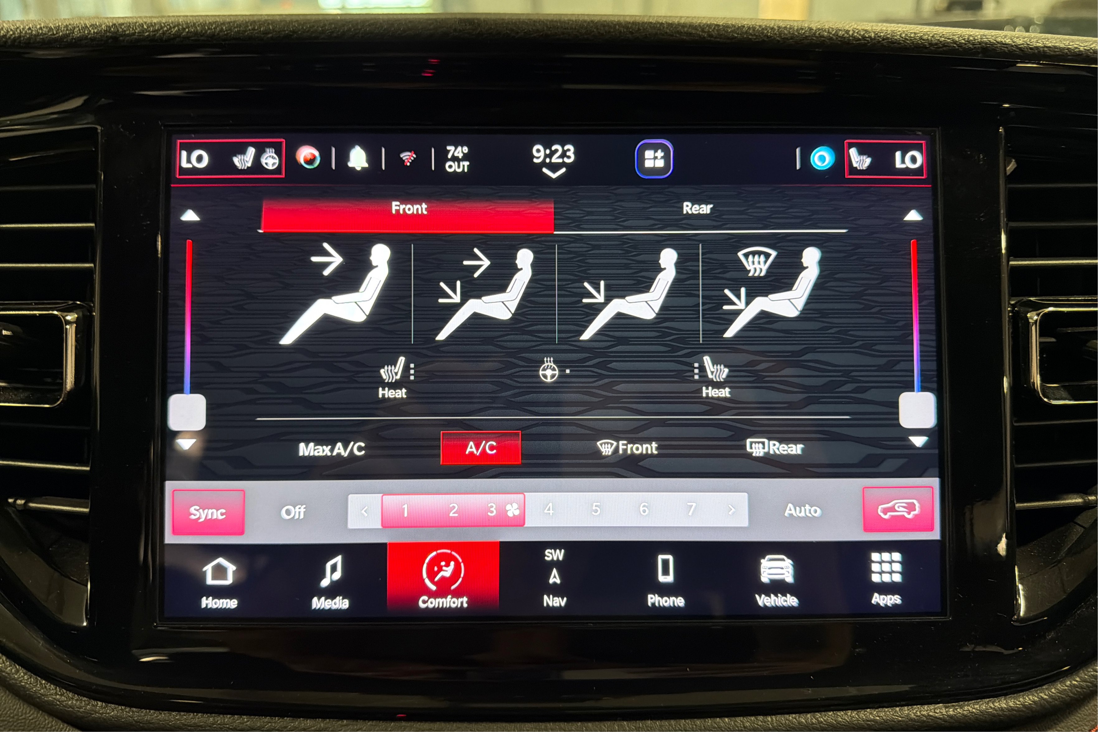 Used 2025 Dodge Durango GT AWD/4WD image 30