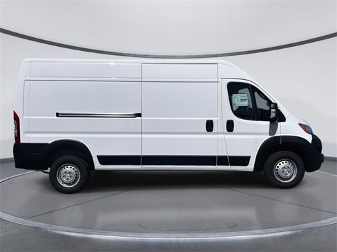 New 2026 RAM ProMaster 3500 w/ Quick Order Package 22G SLT image 5