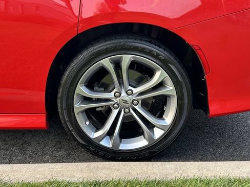 Used 2022 Dodge Charger R/T RWD image 11