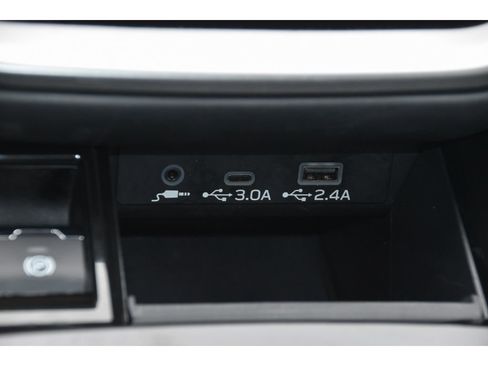 Used 2023 Subaru Outback Limited image 38