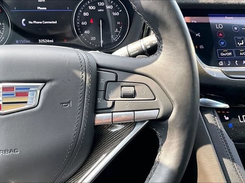 Used 2023 Cadillac XT6 Premium Luxury w/ Platinum Package AWD/4WD image 21