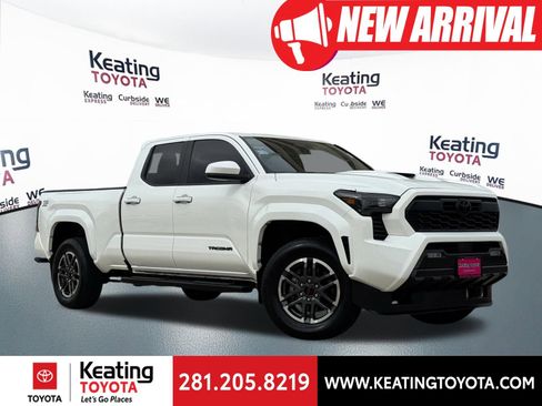 Used 2024 Toyota Tacoma TRD Sport image 1