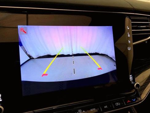 Used 2022 Jeep Wagoneer Series II w/ Premium Group I image 17