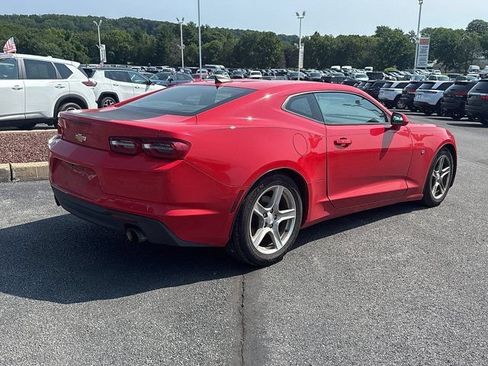 Used 2019 Chevrolet Camaro LT RWD image 8
