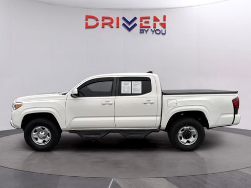 Used 2021 Toyota Tacoma SR w/ SR Convenience Package RWD image 2