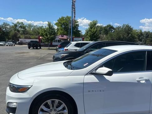 Used 2023 Chevrolet Malibu LT FWD image 16