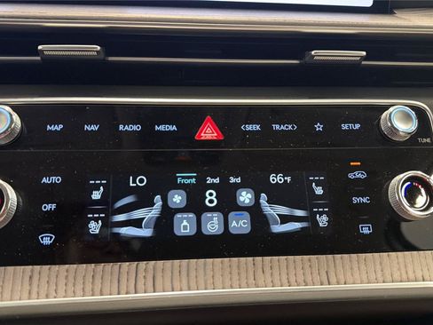 Used 2026 Genesis GV80 3.5T Prestige AWD/4WD image 18