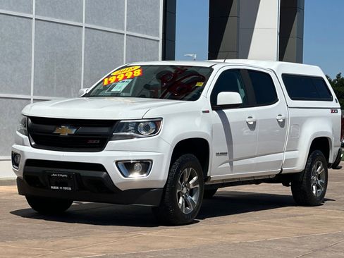 Used 2018 Chevrolet Colorado Z71 AWD/4WD image 8