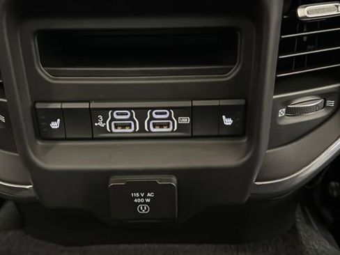 Used 2019 RAM 2500 Laramie AWD/4WD image 37