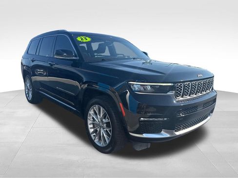 Used 2023 Jeep Grand Cherokee L Summit w/ Luxury Tech Group V AWD/4WD image 8