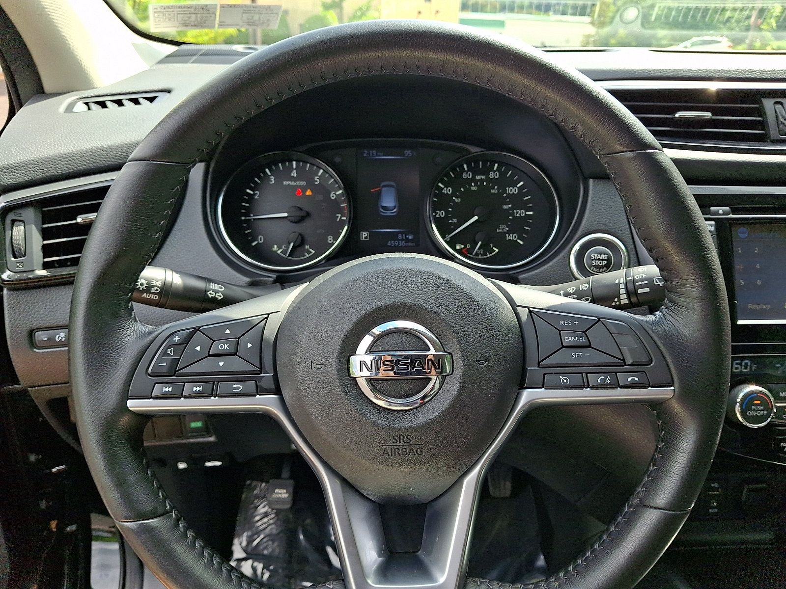 Certified 2017 Nissan Rogue Sport SV w/ SV Premium Package FWD image 19