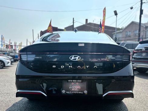 Used 2025 Hyundai Sonata SEL FWD image 5