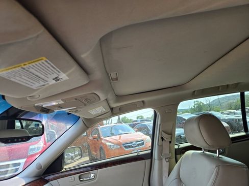 Used 2006 Cadillac DTS w/ Sun And Sound Package FWD image 19