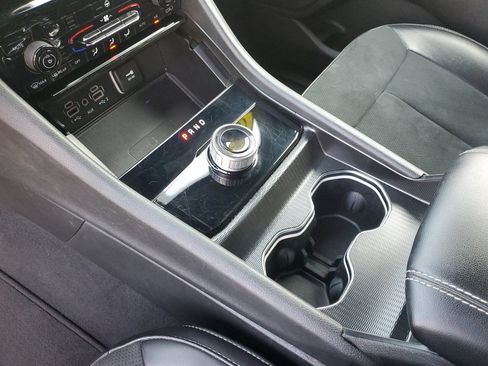 Used 2024 Jeep Grand Cherokee Altitude RWD image 33