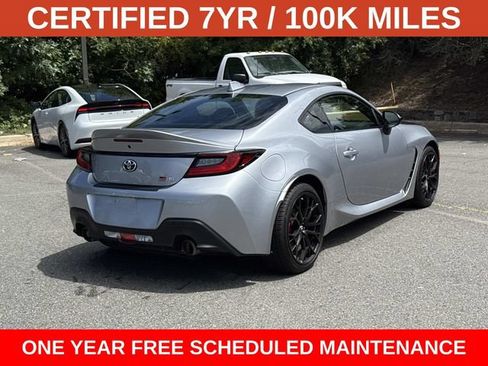 Used 2025 Toyota GR86 Premium w/ Performance Package RWD image 2