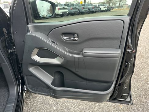 New 2026 Nissan Frontier SV w/ SV Convenience Package image 14