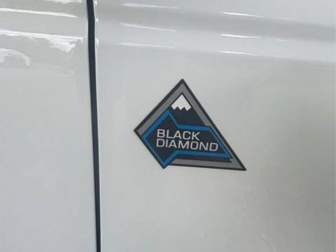 Used 2024 Ford Bronco Black Diamond AWD/4WD image 5