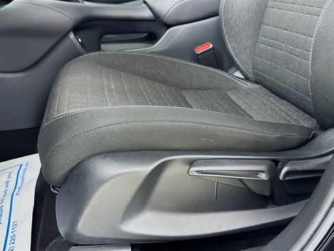 Used 2023 Honda HR-V LX image 22
